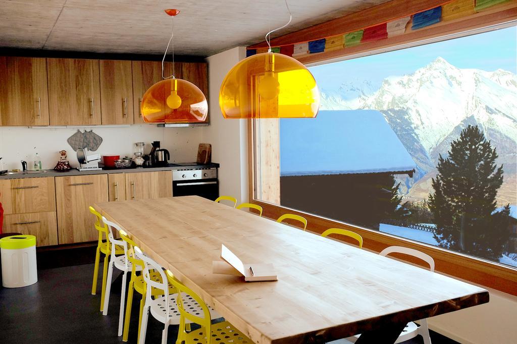 Iglusaq Lodge ヴェゾナ エクステリア 写真